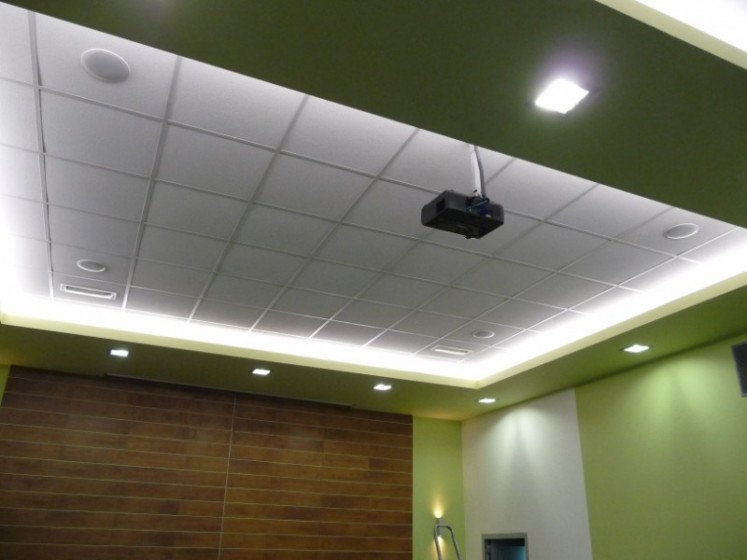 Sala konferencyjno-szkoleniowa z projektorem multimedialnym – Bank Spółdzielczy w Wołczynie