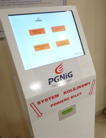 Ekran dotykowy infokiosku z wyborem sprawy – PGNiG Jelenia Góra